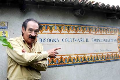 Morto a Casale lo scrittore Vassalli