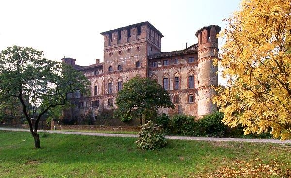 Per le calde domeniche di luglio, i pomeriggi “con brivido” al Castello di Piovera