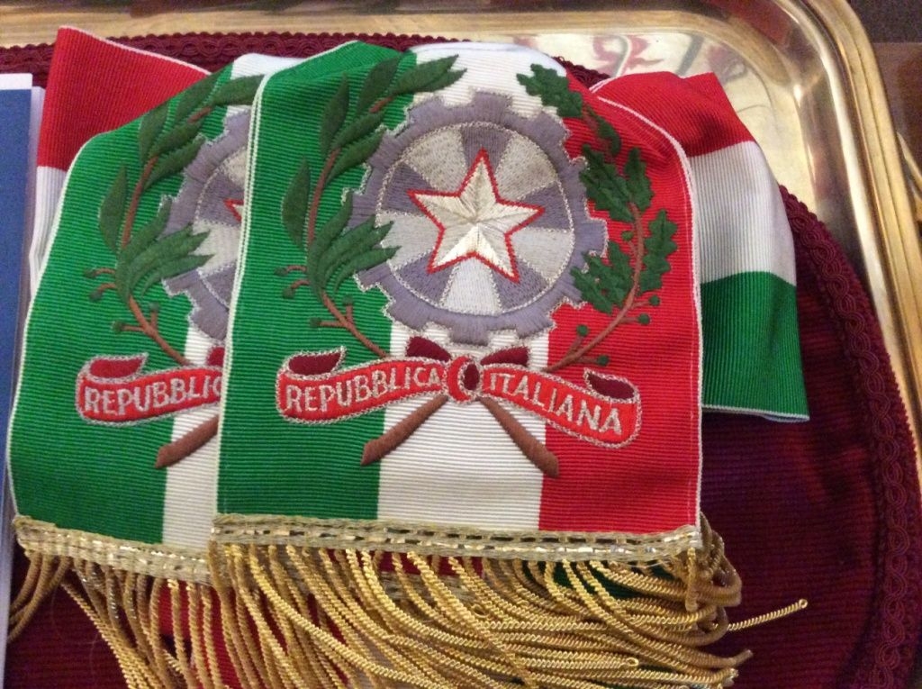 Valenza chiede una mano ai cittadini. La città #siamonoi