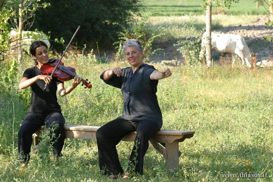 Il mito nella natura attraverso il tempo. Recensione de “Tempeste, l’olivo  il vino e le pietre” a Coazzolo