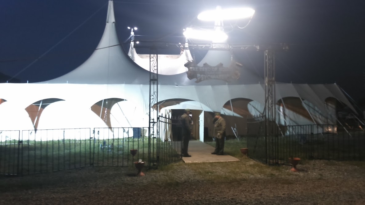 Psychiatric Circus: la declinazione oscura del circo. Recensione