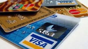 Clona la carta di credito di una valenzana e usa i soldi per pagare i contributi Inps