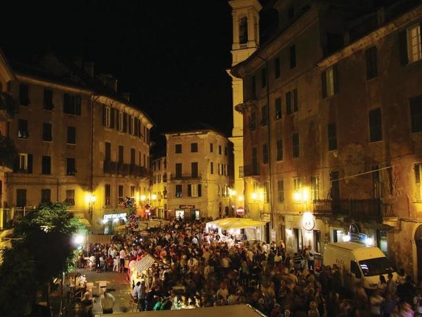 A Ovada la notte “resiliente”: musica jazz e multietnica nelle vie del centro