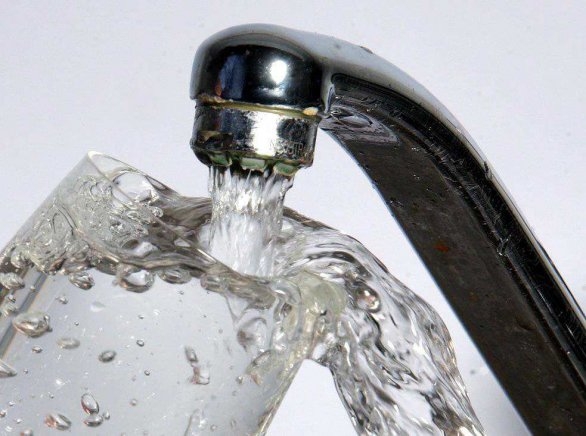Acqua ancora non potabile a Novi