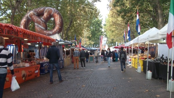 Rapinato da un ciclista al Mercato Europeo di Alessandria