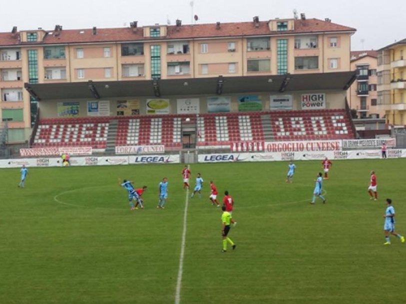 Alessandria in campo a Cuneo domenica pomeriggio