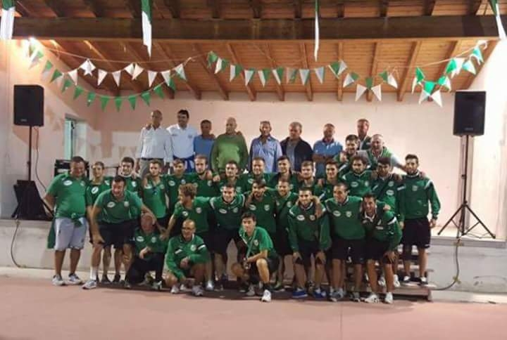 Castellazzo in festa per i calciatori biancoverdi, grandi e piccoli [FOTO]