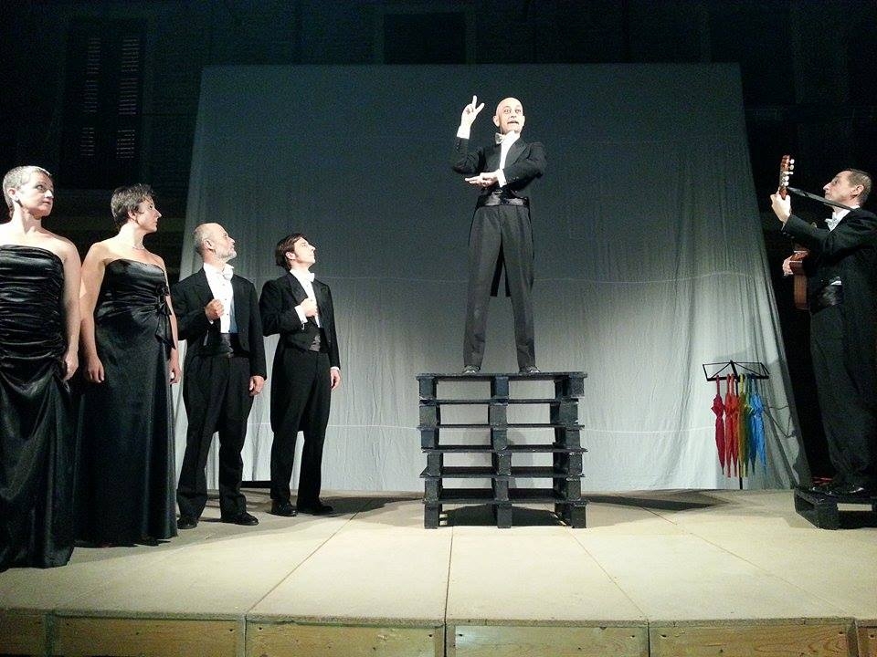 Un viaggio con e attraverso la voce. Recensione de “Allegro cantabile” alla Cascina del Racconto di Asti