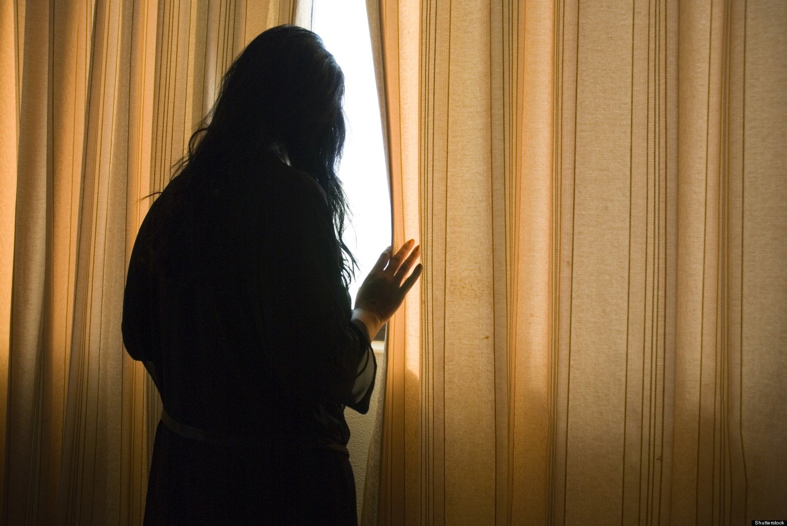 Denunciato per atti persecutori: aveva reso la vita dell’ex moglie, e dell’amante, un inferno