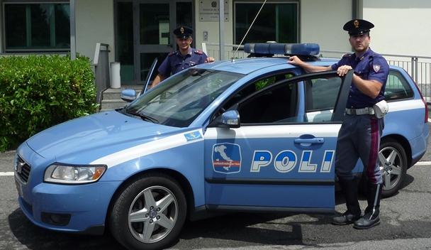 Controlli efficaci della Polstrada sulla A26: in due giorni tre arresti