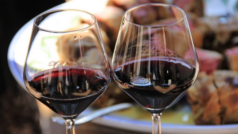 Alba si immerge nei vini del territorio. Al via la XVI ^ Festa del vino