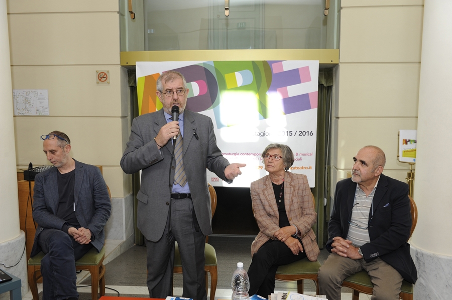 il Teatro sociale di Valenza ‘Apre’ con Cristicchi e poi i classici, la grande musica e molto altro