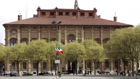 I dipendenti di Palazzo Ghilini tra silenzi e sottintesi: “Che ne sarà di noi?”