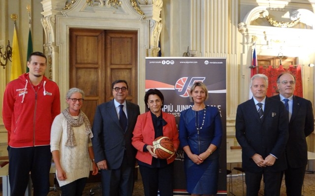 Quando fare canestro significa solidarietà: Junior, Fondazione Uspidalet e Santa Caterina Onlus ancora insieme