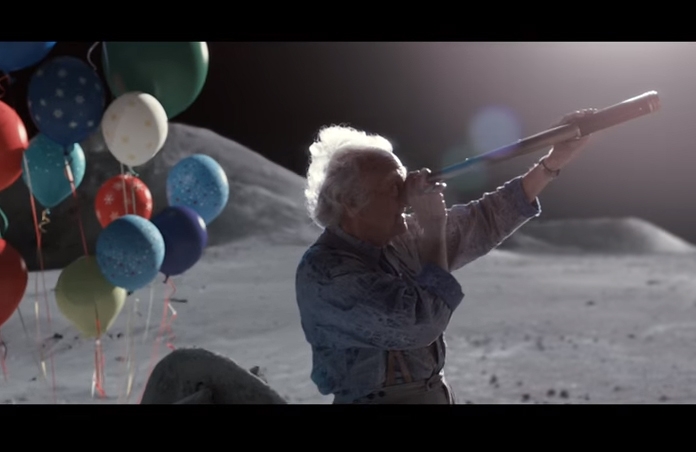 Uno spot di Natale contro la solitudine