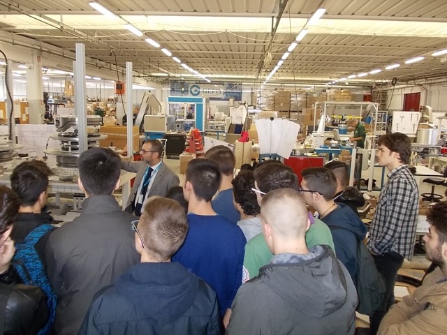 Porte aperte alla Gefit di AIessandria per i ragazzi dell’istituto Volta