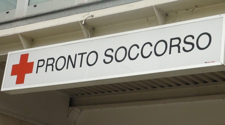 Pedone investito da auto in corso Acqui