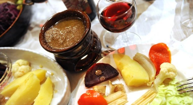 Da Asti fino a New York il rito conviviale della bagna Cauda non ha ... Da Asti fino a New York il rito conviviale della bagna Cauda non ha ...
