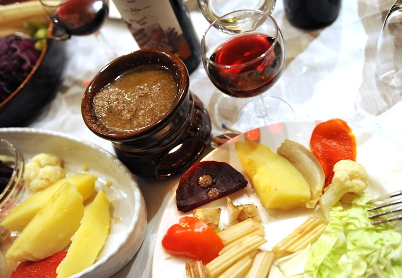 Da Asti fino a New York il rito conviviale della bagna Cauda non ha confini