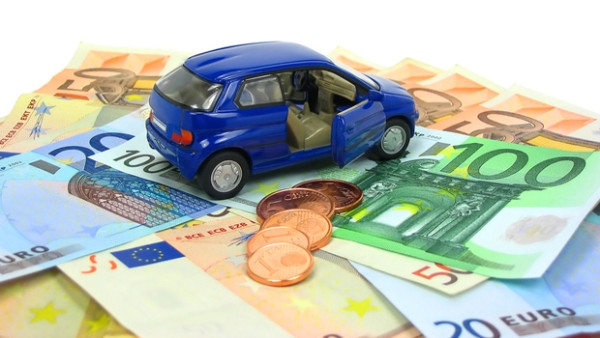 Da aprile mini-bollo per le auto ecologiche