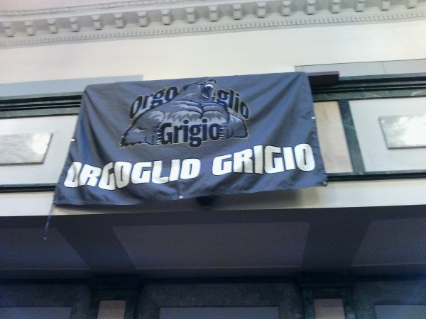 Orgoglio Grigio fa gli auguri a tutti: dal presidente Di Masi fino a chi di calcio non si interessa