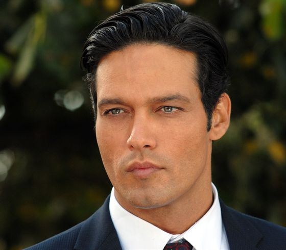 Weekend in discoteca con Fiordaliso e Gabriel Garko [VIDEO]