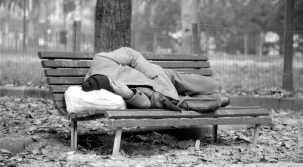 Emergenza Freddo: servono coperte, scarpe e calzini per aiutare chi è in difficoltà
