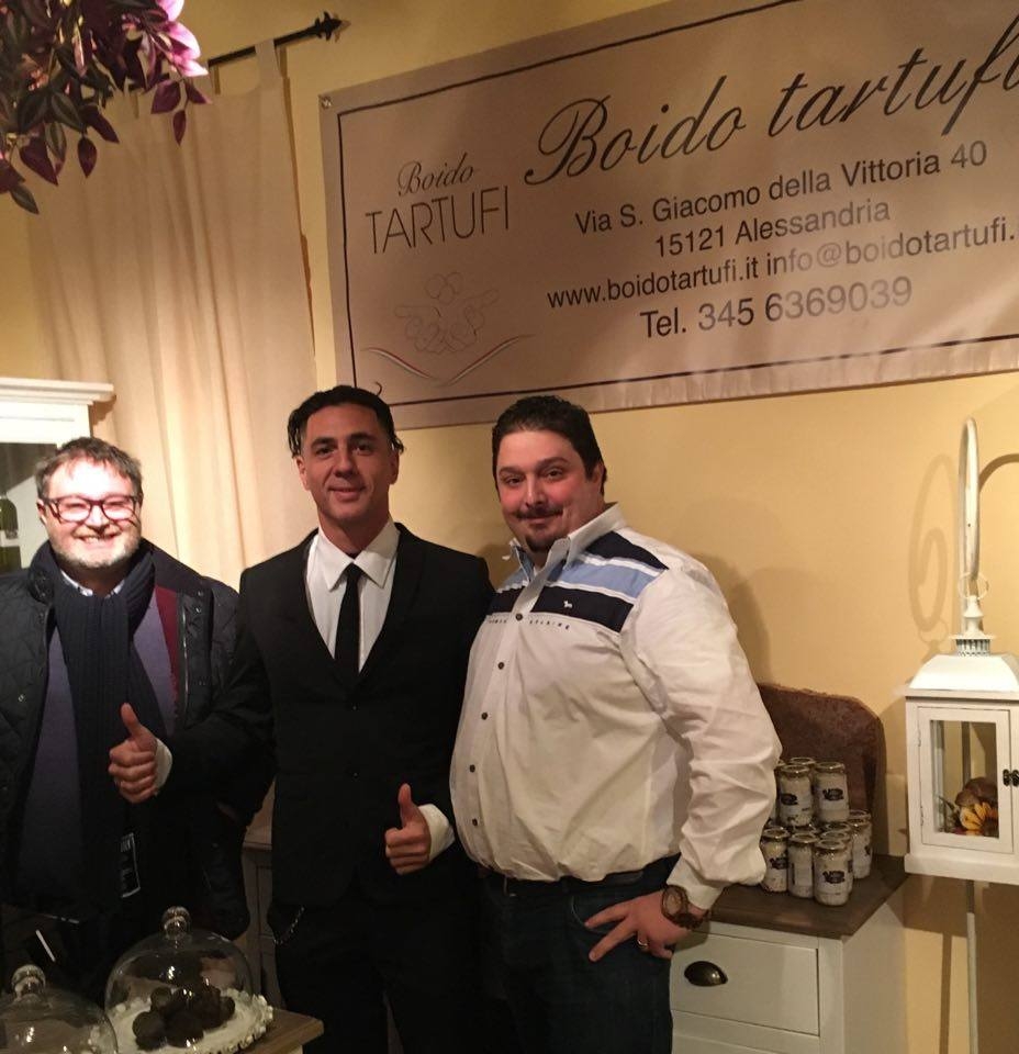 Il truffatore dei tartufi incastrato dalle Iene. Aveva raggirato anche un’azienda alessandrina