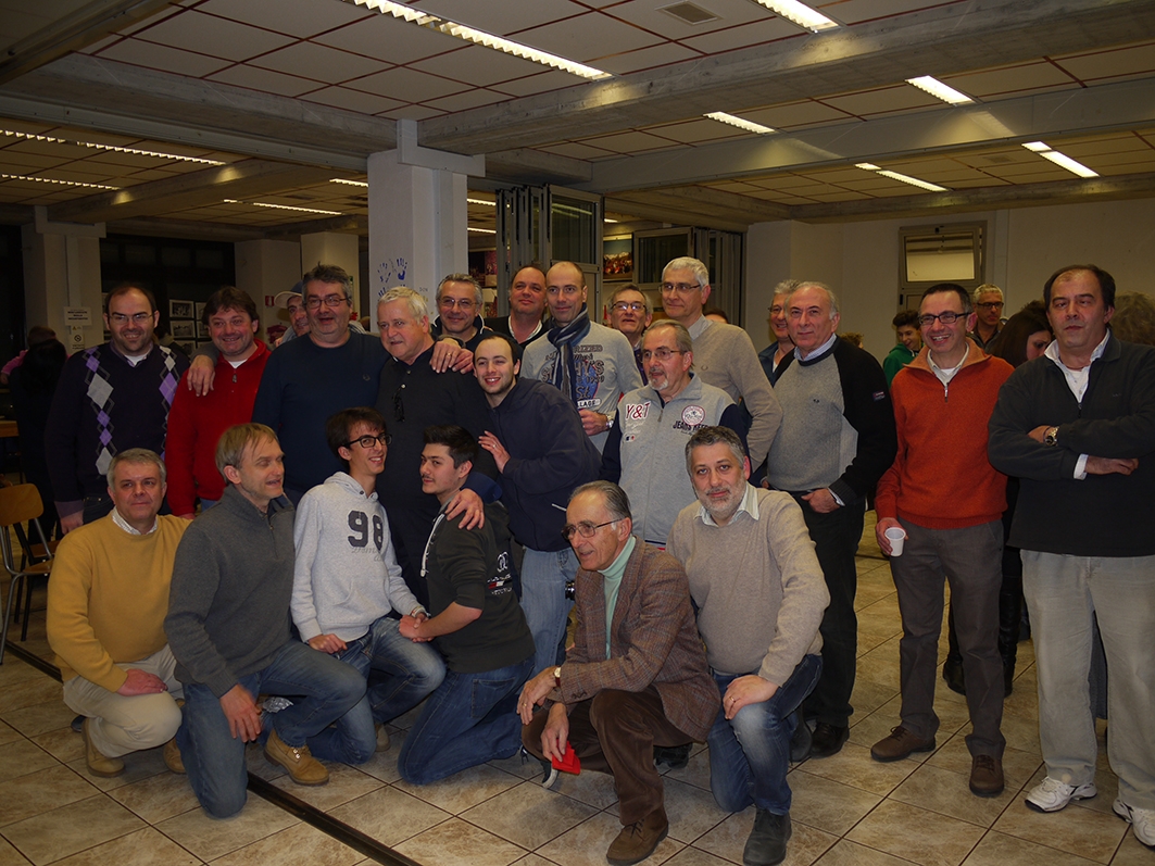 I fedeli della Parrocchia del Sacro Cuore salutano Don Biagio