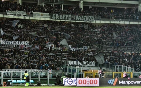 Quasi 60 pullman per Milan-Alessandria: martedì un altro storico esodo grigio