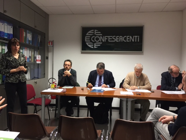 Tasse pubblicità: la strada più facile è la riduzione delle ‘categorie speciali’ poi il ‘buon senso’