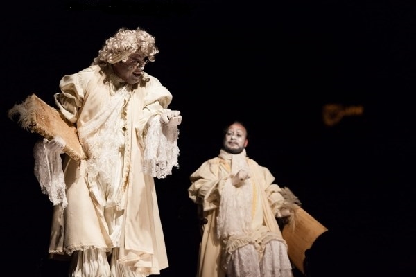 Sul palco del Teatro Sociale la reinterpretazione de “Il malato immaginario”