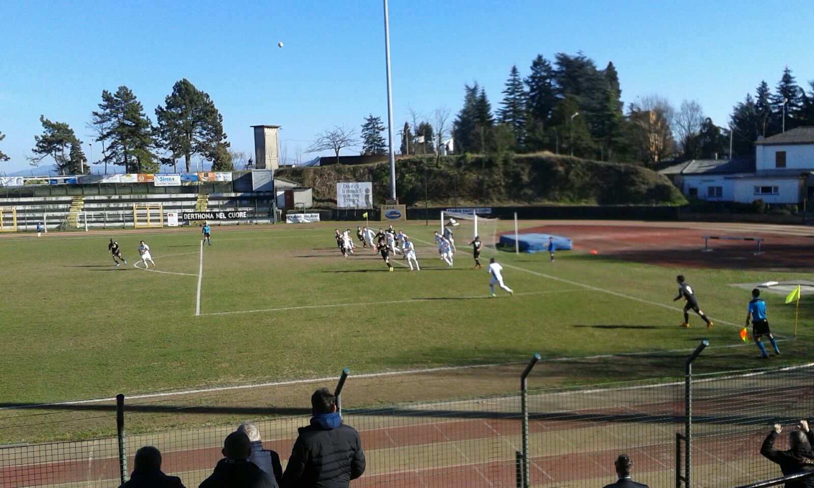 Derthona spreca troppo e si fa gol da solo: col Pinerolo un pareggio con molti rimpianti
