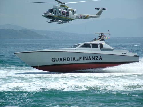 Guardia di Finanza: aperto il bando per sette allievi ufficiali del ruolo aeronavale