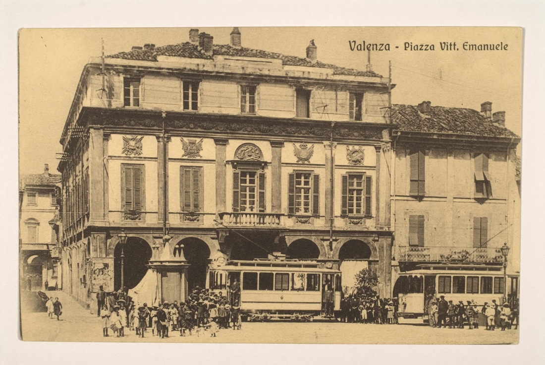 Valenza di una volta: altri scorci di piazza XXXI Martiri