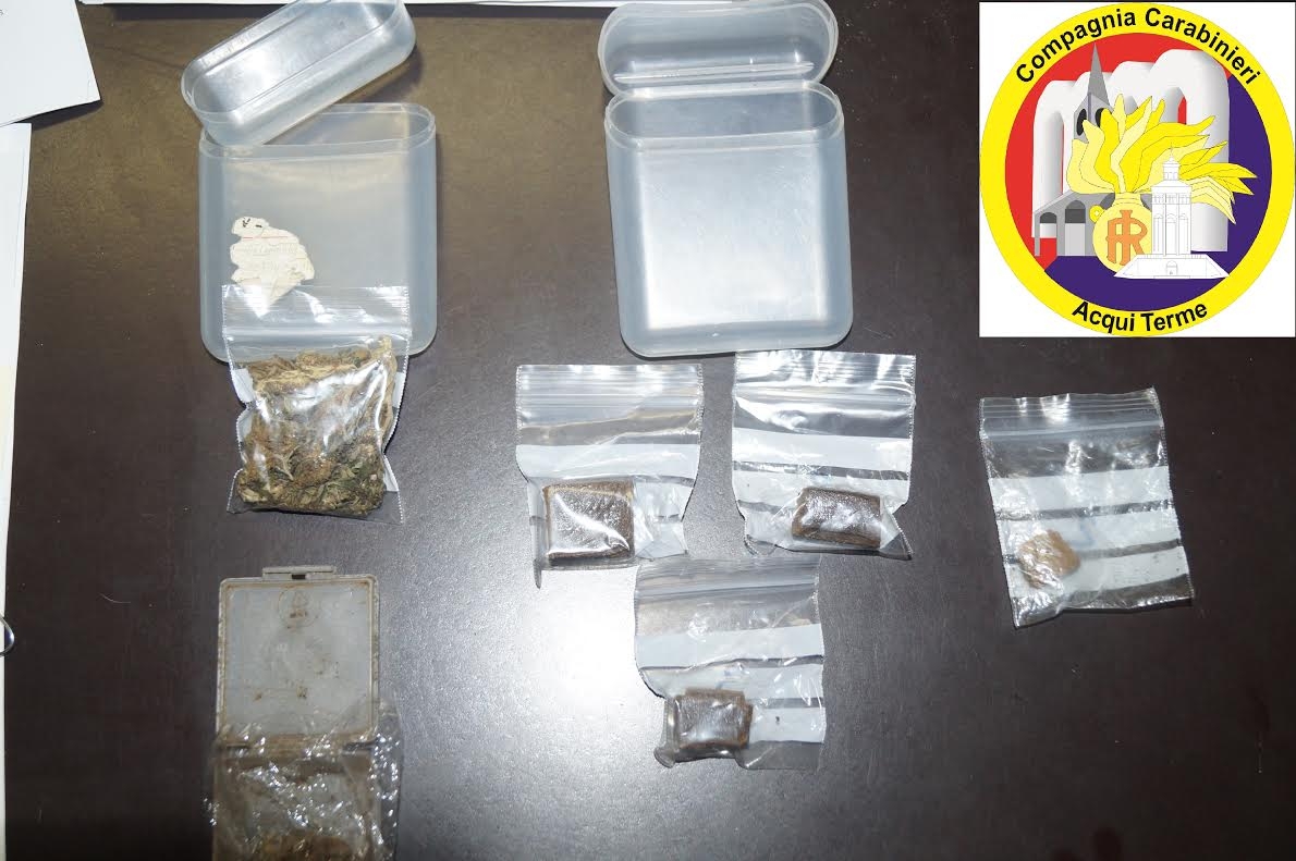 Sorpreso ad Acqui con hashish e marijuana
