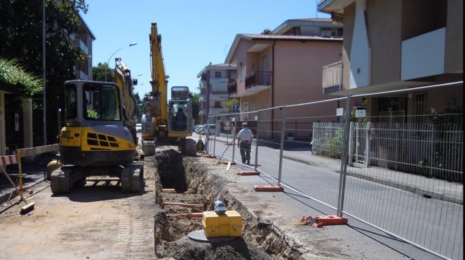 Lavori alla rete fognaria di via Cavanna e via Gramsci. Le modifiche alla viabilità