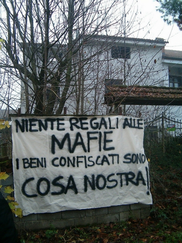 Una merenda a Cascina Saetta per parlare della storia e del futuro del bene confiscato alle mafie