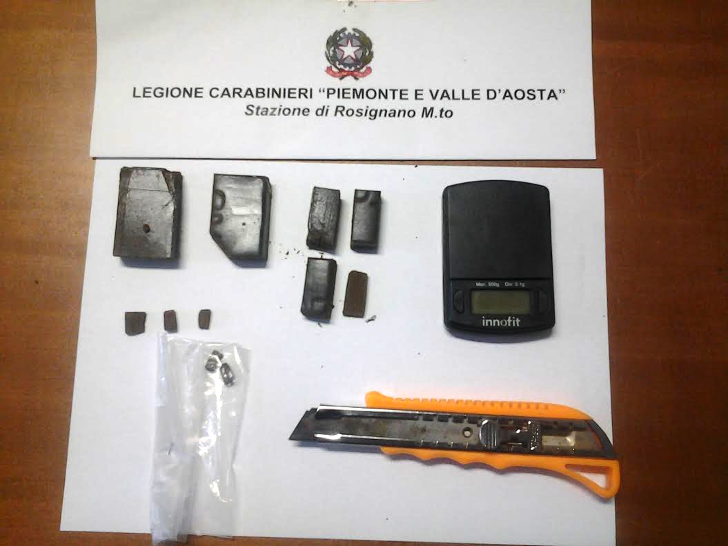 Sorpreso con 70 grammi di hashish: denunciato cittadino di Villanova