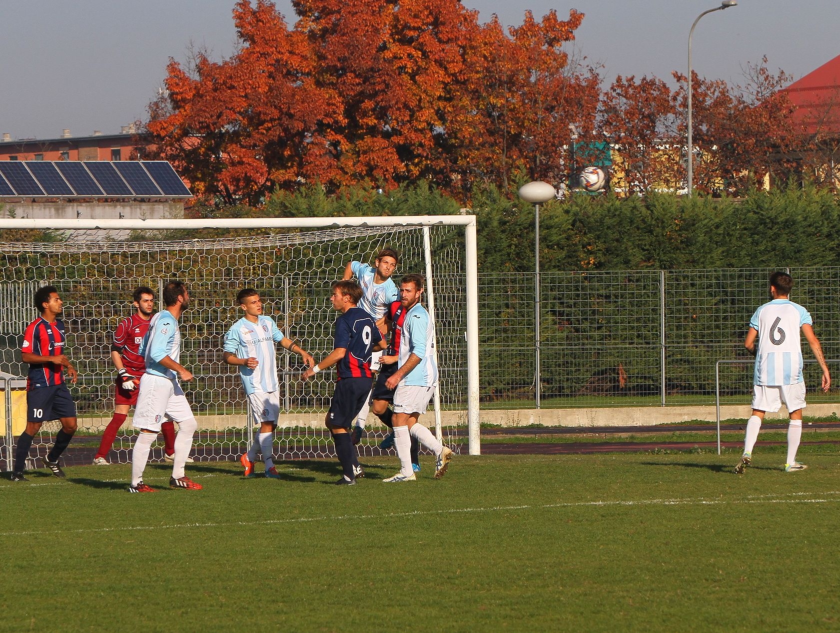 Novese: lasciano sette calciatori. Gli altri stringono i denti, insieme al mister