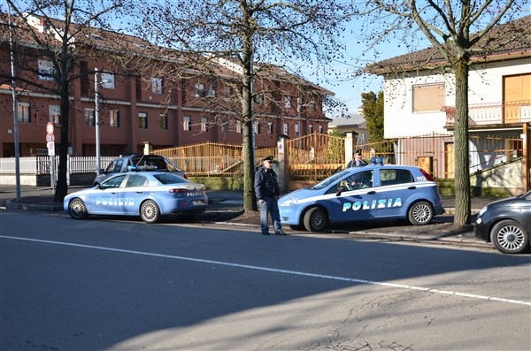 Nascondeva hashish e cocaina in un portachiavi: arrestato
