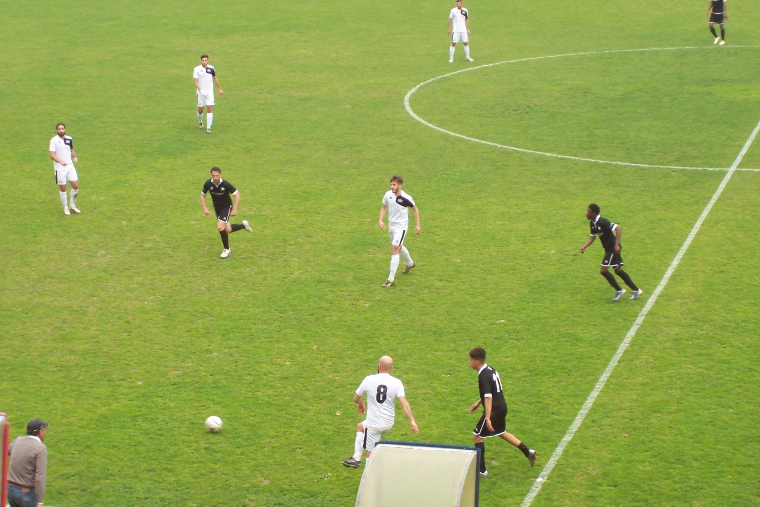 Casale rischia grosso contro il Calcio Tortona: l’1-1 al Palli riapre il campionato