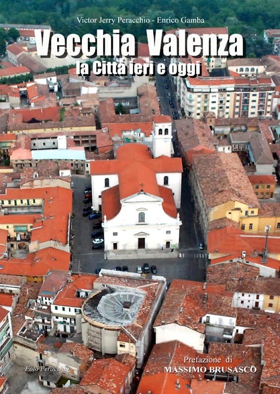Valenza prima e dopo in un libro fotografico
