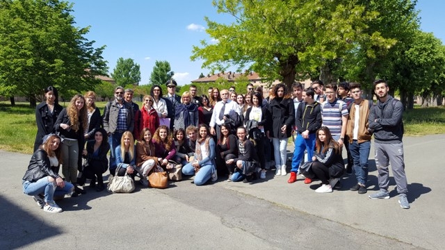 I ragazzi del Copernico-Luxemburg di Torino in visita alla Guardia di Finanza e alla Cittadella di Alessandria