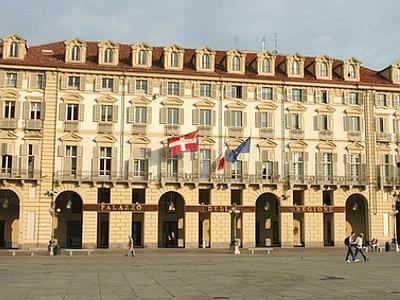 Sulla clinica S. Anna la Regione ascolta ma avverte: “non possiamo difendere tutto ciò che è stato”