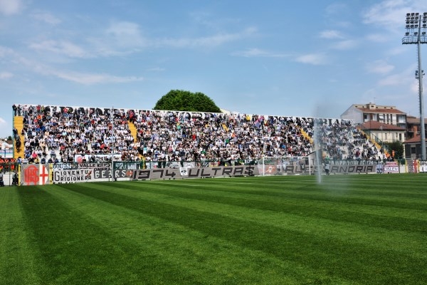 Alessandria: la stagione del tifo non è finita. Supporters al Mocca per sostenere Berretti e Allievi