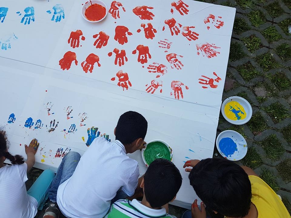 Quando i ragazzi sono i migliori maestri: il successo del progetto “Diamoci una Mano