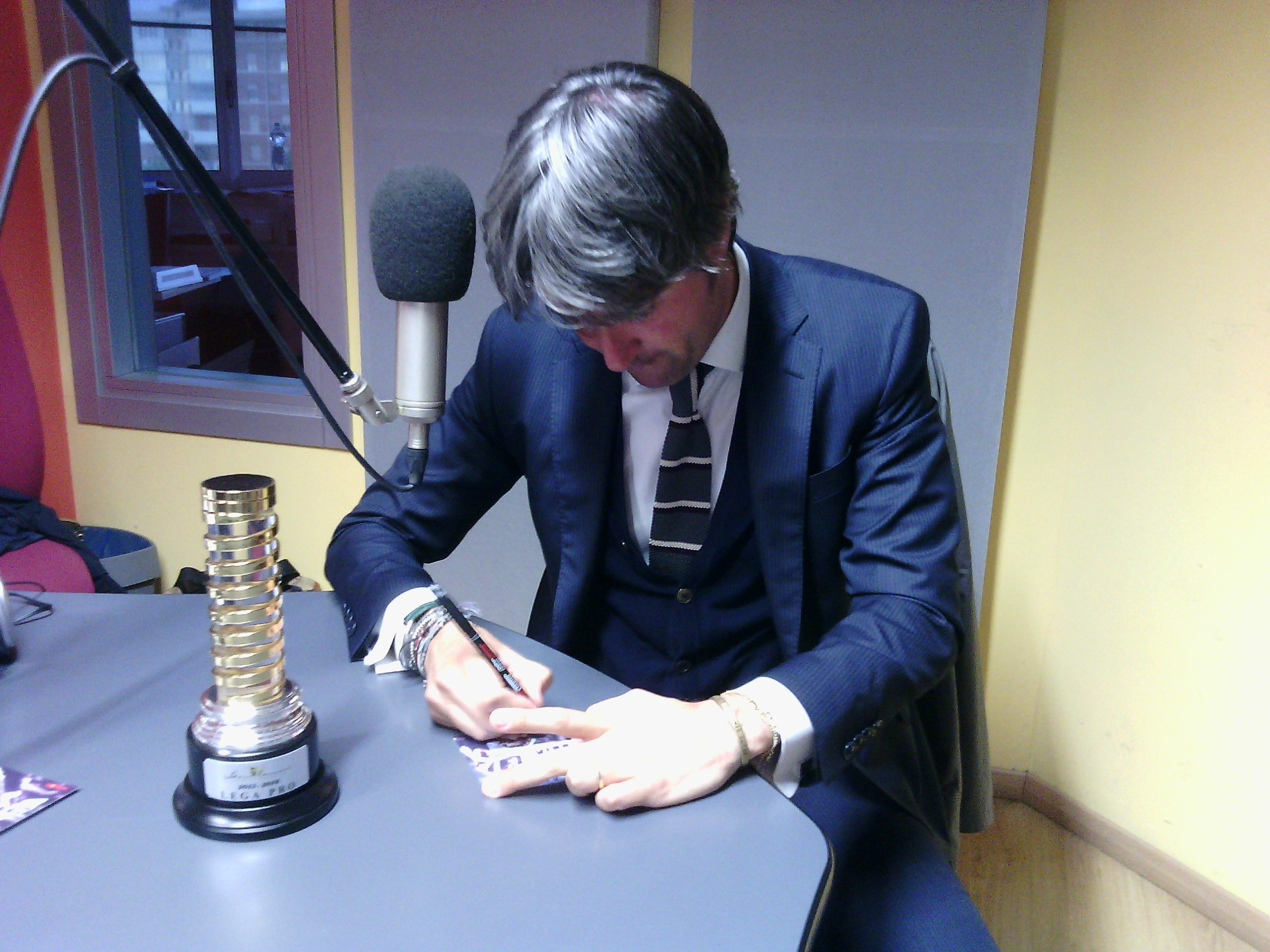 #tuttoperigrigi…la foto del presidente Di Masi all’autore del commento più carico di passione