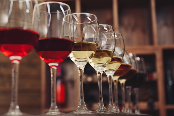 Torino si trasforma in Città del Vino, arriva Vinopoli