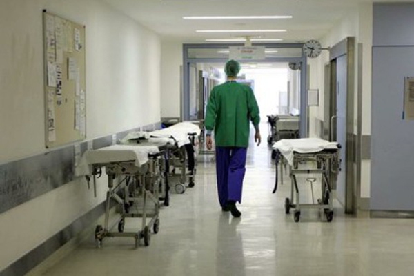 È il giorno della manifestazione in difesa dell’Ospedale di Casale e dell’attacco a quello unico